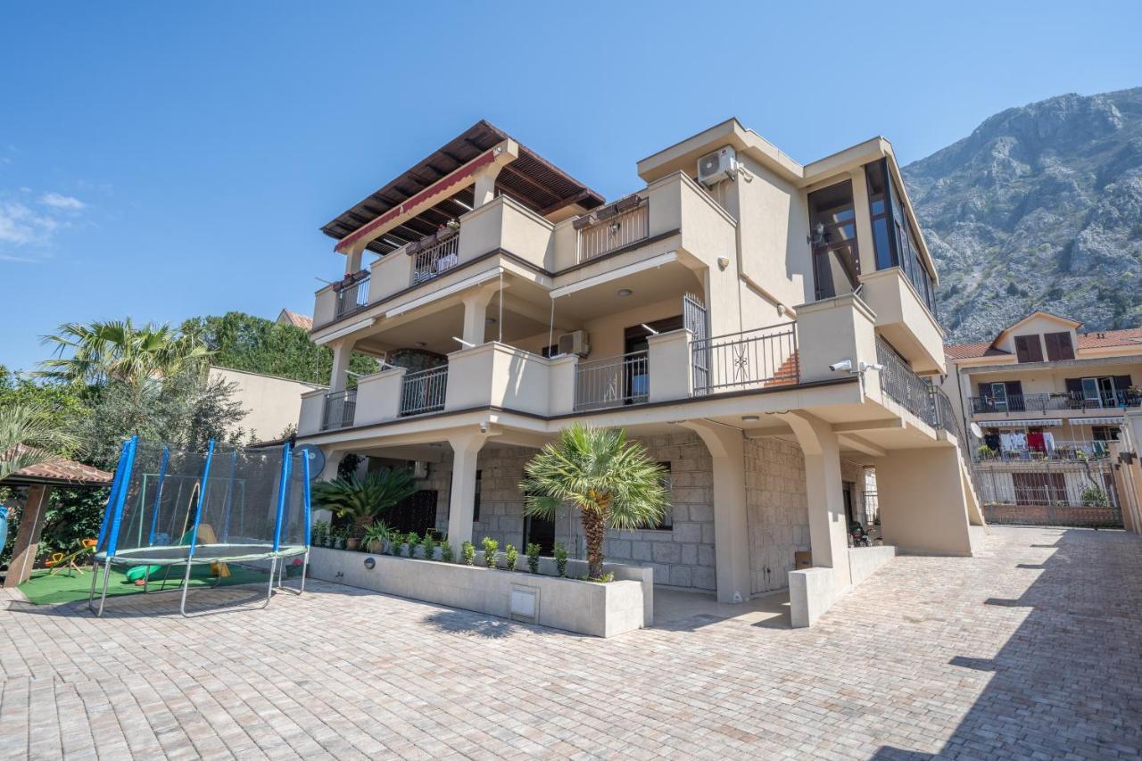 Apartments Milunovic Kotor Ngoại thất bức ảnh
